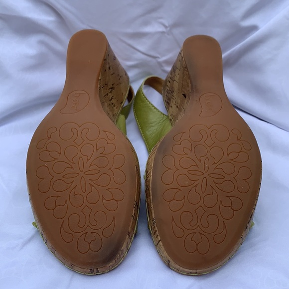 B.O.C. Green Leather Peep Toe Slingback Sandal - Picture 3 of 11